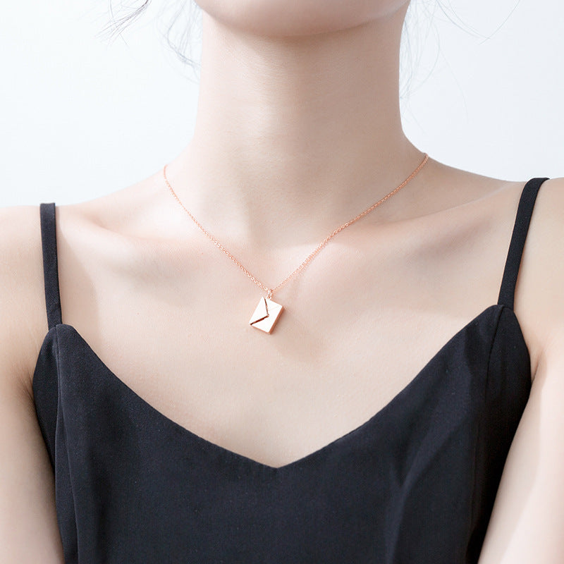 Fashion Jewelry Envelope Necklace